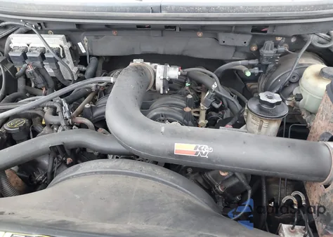 2004 Ford F-150 Lariat/Xlt z USA, uszkodzony, nr VIN 1FTPW12514KA12373